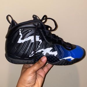 Nike little posites ONE
